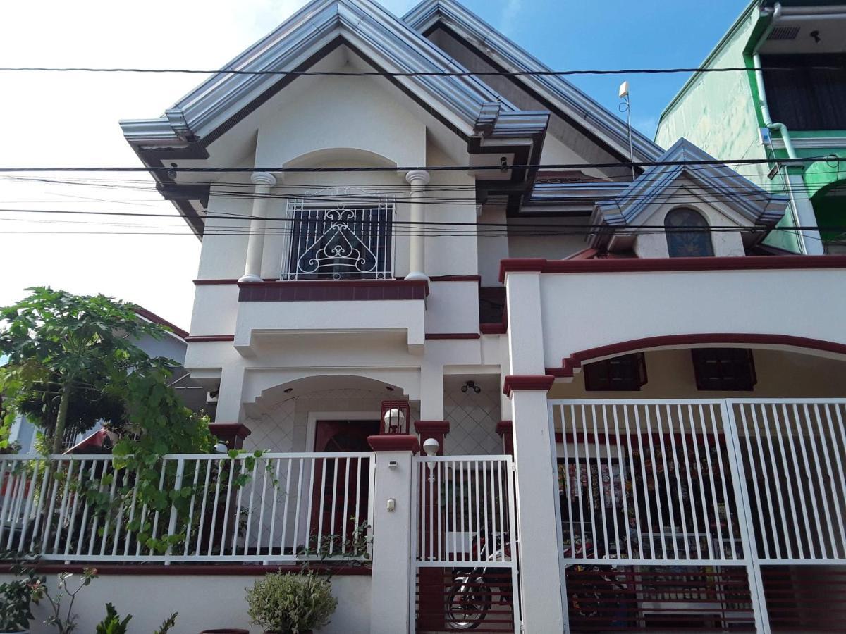 Fabuluz Luxury At Princess Place Malolos ภายนอก รูปภาพ